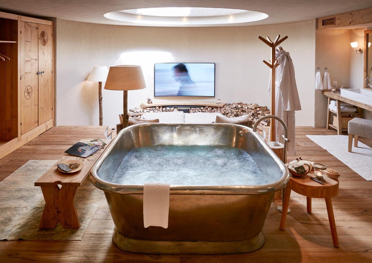 Maiensaesshotel Guarda Val 렌쩨르하이데 외부 사진