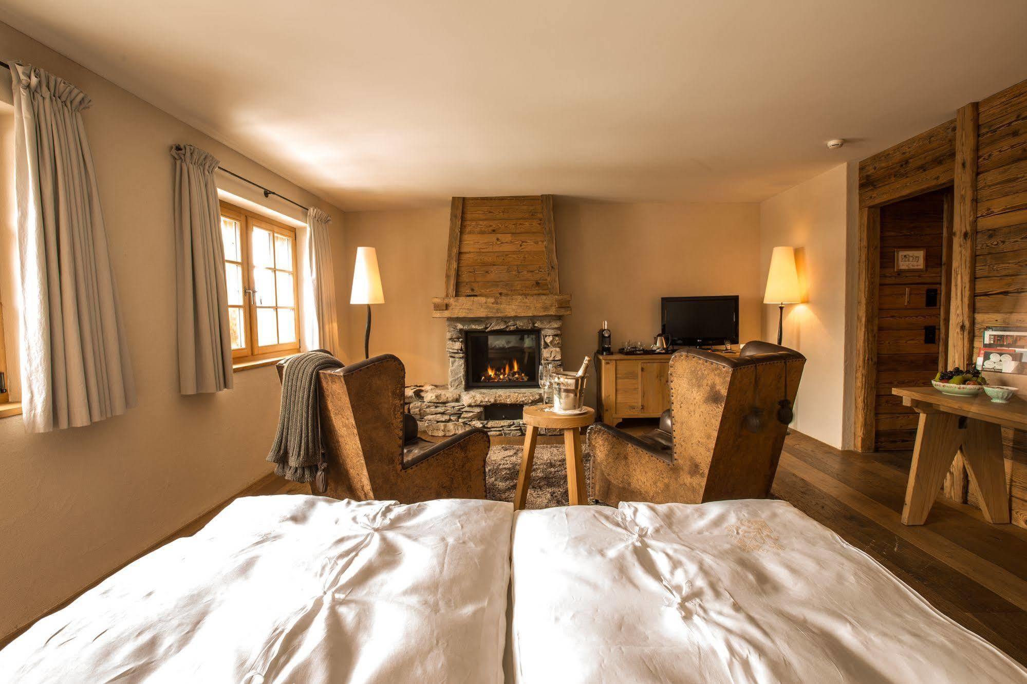 Maiensaesshotel Guarda Val 렌쩨르하이데 외부 사진
